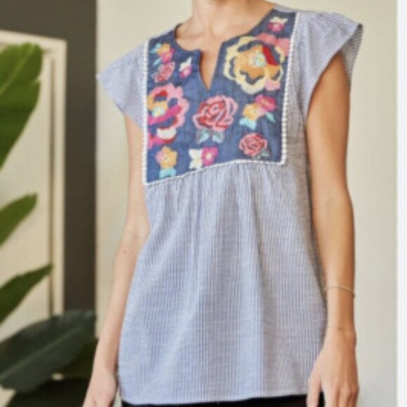 Savanna Jane Floral Embroidered Blue Striped Flutter Sleeve Blouse in Size 2X - Picture 1 of 10